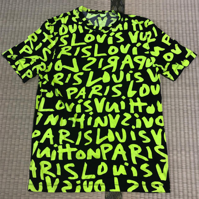 LOUIS VUITTON(ルイヴィトン)のLouis vuitton スティーブンスプラウス グラフィティT-shirt メンズのトップス(Tシャツ/カットソー(半袖/袖なし))の商品写真