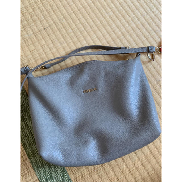 Furla(フルラ)のきーちゃん様専用☆フルラショルダーバッググレー レディースのバッグ(ショルダーバッグ)の商品写真