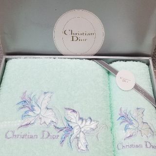 クリスチャンディオール(Christian Dior)のクリスチャンディオール　バスタオル　&　フェイスタオル　【新品】 Diorタオル(タオル/バス用品)