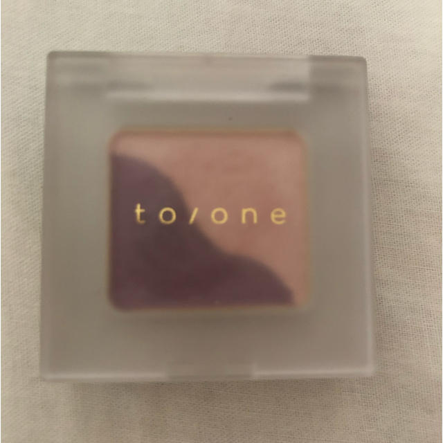 Cosme Kitchen(コスメキッチン)のtone ペタルアイシャドウ コスメ/美容のベースメイク/化粧品(アイシャドウ)の商品写真