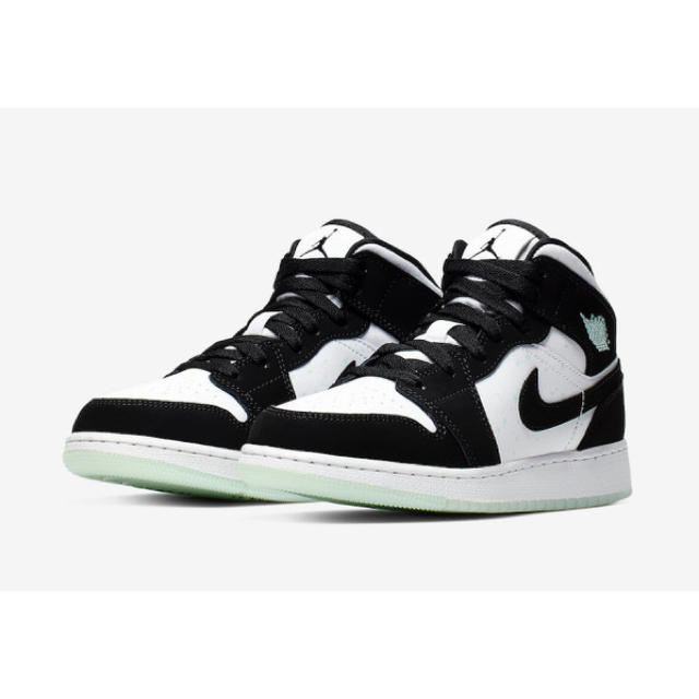 NIKE AIR JORDAN 1 MID SE GS 23.5cm