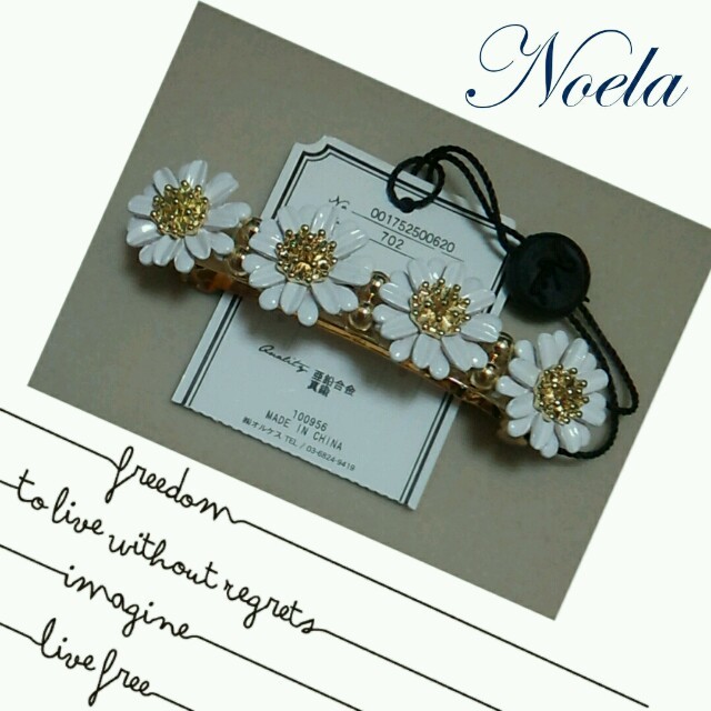 Noela(ノエラ)のNoela♡フラワーバレッタ レディースのヘアアクセサリー(バレッタ/ヘアクリップ)の商品写真