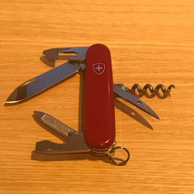 Victorinox Victorinox ビクトリノックス Swiss ナイフ クロスボ刻印 激レアの通販 By Cho S Shop ビクトリノックスならラクマ