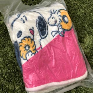 スヌーピー(SNOOPY)のポン様専用スヌーピー   ミスド 毛布(毛布)