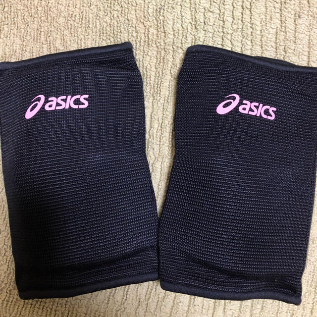 asics(アシックス)のアシックス バレーボール サポーター スポーツ/アウトドアのスポーツ/アウトドア その他(バレーボール)の商品写真