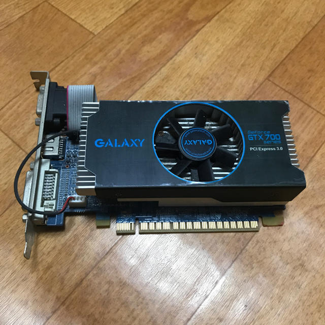 GeForce 750ti 2GBスマホ/家電/カメラ