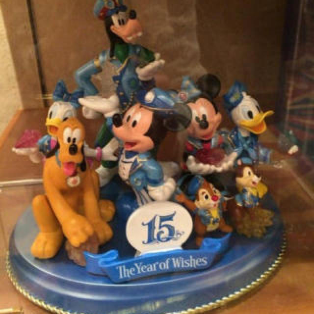 ディズニーシー 15周年フィギュアリン