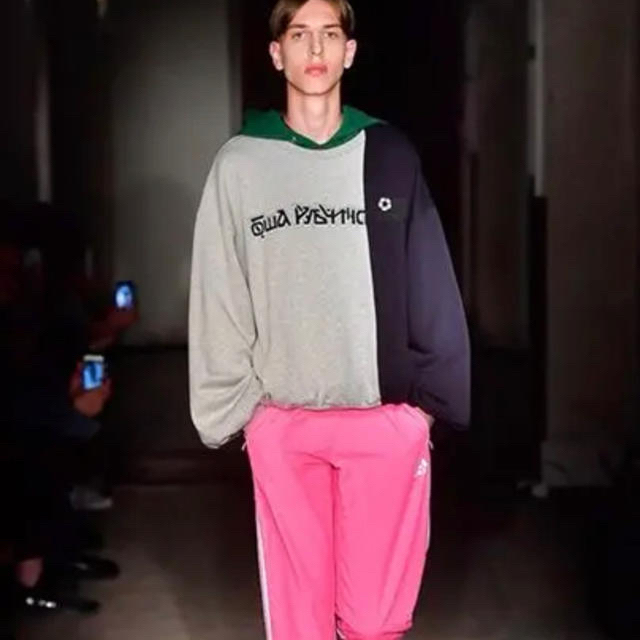 ゴーシャラブチンスキー Gosha Rubchinskiy