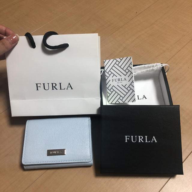 FURLA 3つ折り財布