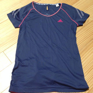 アディダス(adidas)のadidas スポーツウェア(Tシャツ(半袖/袖なし))