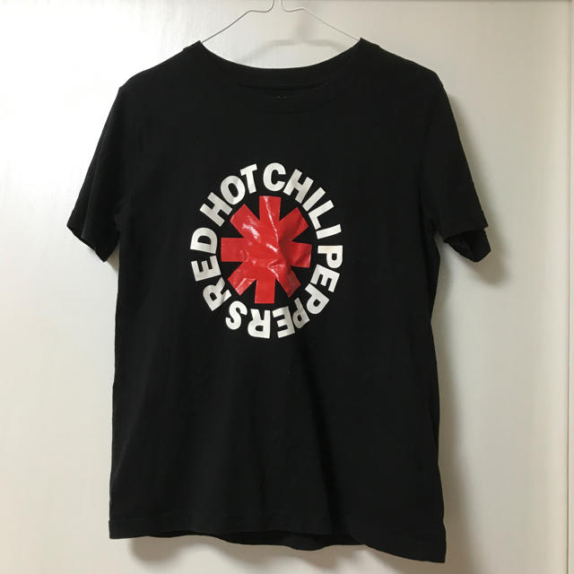 GU(ジーユー)のレッチリ RED HOT CHILISPEPPERロゴT メンズのトップス(Tシャツ/カットソー(半袖/袖なし))の商品写真