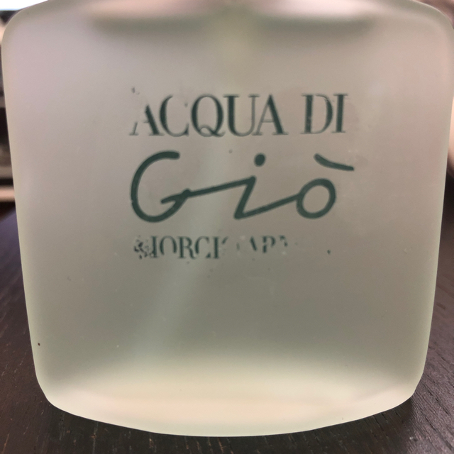 Armani(アルマーニ)の新品 アルマーニ アクアディジオオードトワレ 35ml 香水 コスメ/美容の香水(ユニセックス)の商品写真