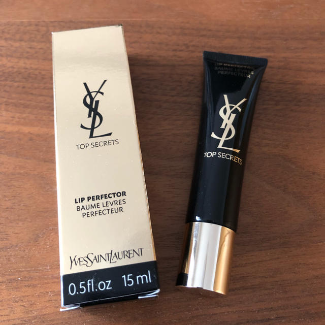 Yves Saint Laurent Beaute(イヴサンローランボーテ)のイヴ・サンローラン トップシークレットリップパーフェクター コスメ/美容のスキンケア/基礎化粧品(リップケア/リップクリーム)の商品写真