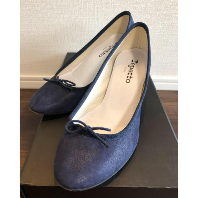 repetto(レペット)のrepetto GISELE ネイビー レディースの靴/シューズ(ハイヒール/パンプス)の商品写真