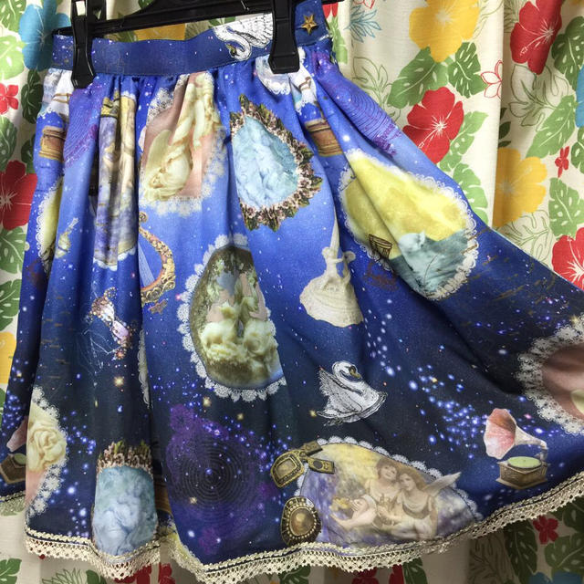 BABY,THE STARS SHINE BRIGHT(ベイビーザスターズシャインブライト)の天体のHarmoniaスカート※最終値下 レディースのスカート(ミニスカート)の商品写真