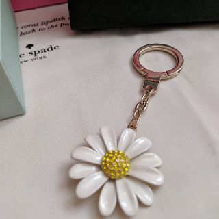 kate spade NEW YORK(キーホルダー)のフリマアイテム一覧 kate spade NEW YORK(キーホルダー)のフリマアイテム一覧