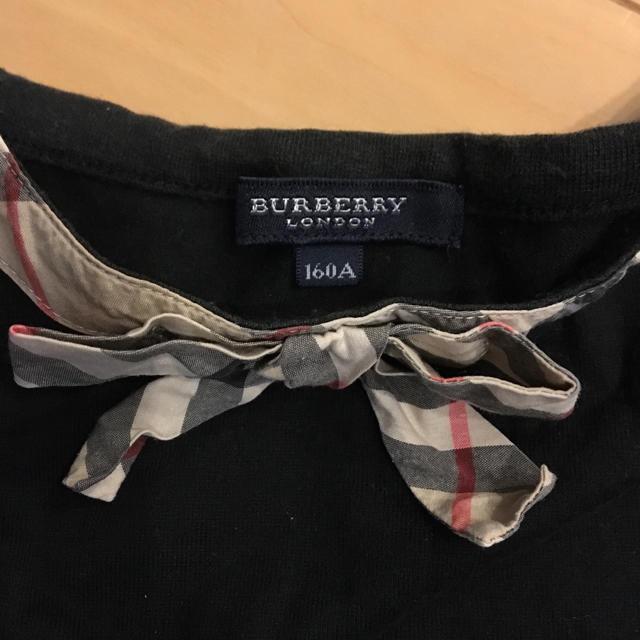 BURBERRY(バーバリー)のにこ様専用☆バーバリー 半袖カットソー 140 150 160 キッズ/ベビー/マタニティのキッズ服女の子用(90cm~)(Tシャツ/カットソー)の商品写真