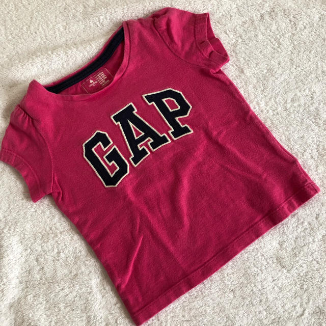 GAP(ギャップ)のgap Tシャツ タンクトップ  キッズ/ベビー/マタニティのベビー服(~85cm)(Ｔシャツ)の商品写真