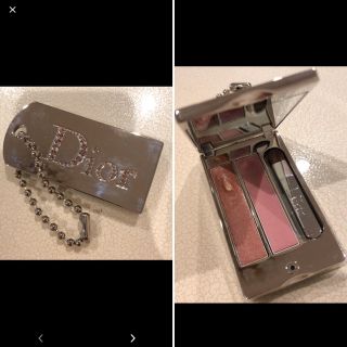 ディオール(Dior)のディオールコスメリップパレットキーチャーム？キーホルダーキラキラストーン限定品(キーホルダー)