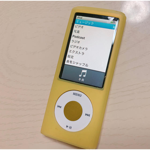 Apple(アップル)のiPod nano 第5世代 イエロー 8 スマホ/家電/カメラのオーディオ機器(ポータブルプレーヤー)の商品写真