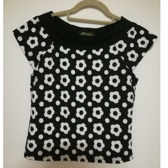 MARY QUANT(マリークワント)の花柄トップス レディースのトップス(Tシャツ(半袖/袖なし))の商品写真