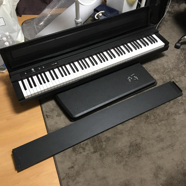 コログLP180 電子ピアノ (直接引き取り22000円) 楽器の鍵盤楽器(電子ピアノ)の商品写真