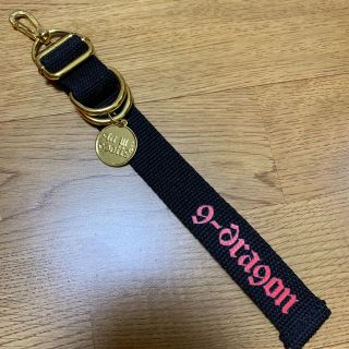 ビッグバン(BIGBANG)のBIGBANG G-DRAGON キーホルダー(BLACK)(アイドルグッズ)