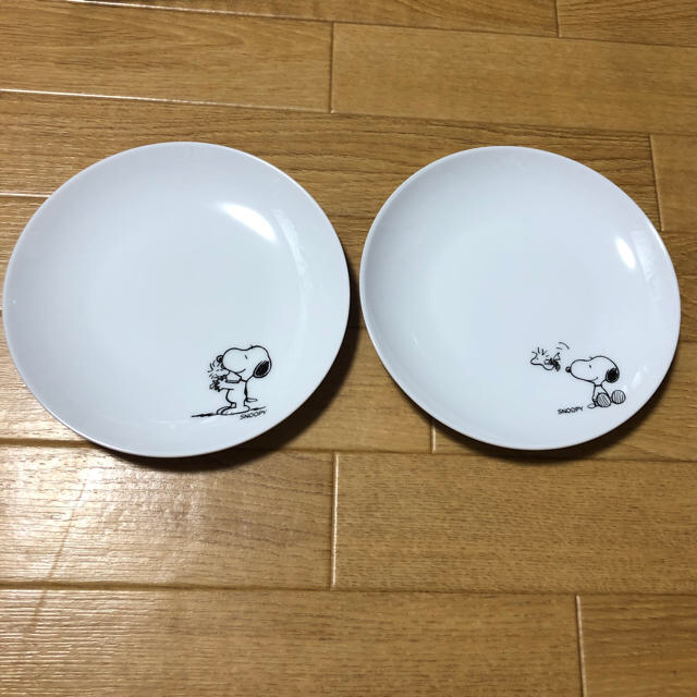 Snoopy スヌーピー ペアプレート 2枚入り お皿セットの通販 By ﾟころちゃん S Shop ﾟ スヌーピーならラクマ