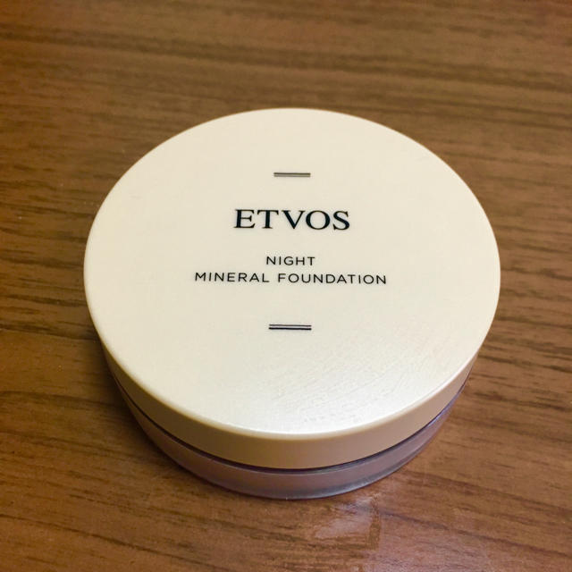 ETVOS(エトヴォス)のエトヴォス ナイトミネラルファンデC コスメ/美容のベースメイク/化粧品(フェイスパウダー)の商品写真