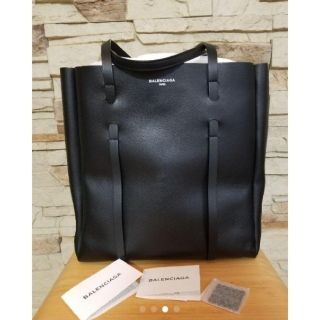 バレンシアガ(Balenciaga)の大幅値下げ！！！BALENCIAGA　エブリデイ　トートバッグ(トートバッグ)