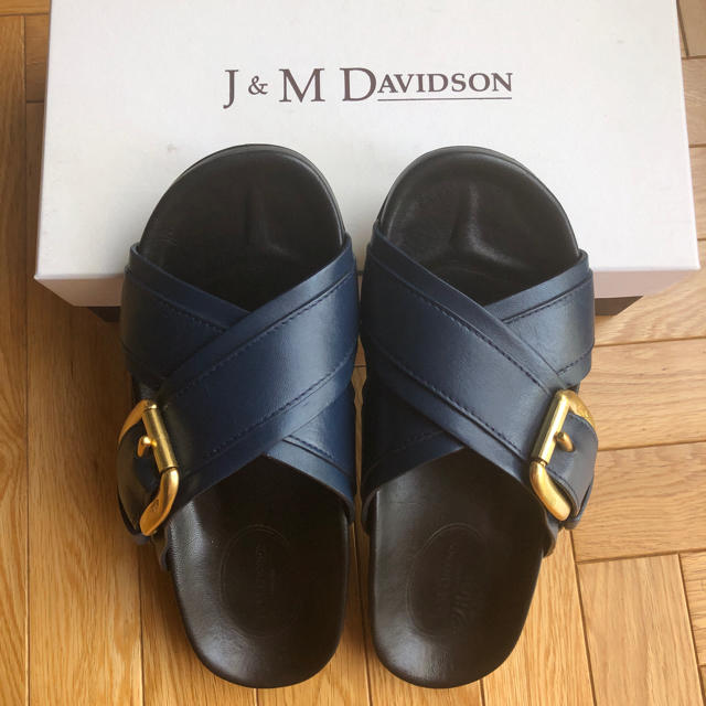 J&M DAVIDSON(ジェイアンドエムデヴィッドソン)のRing様専用 J&M DAVIDSON レザーサンダル レディースの靴/シューズ(サンダル)の商品写真