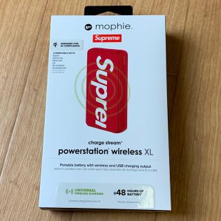 シュプリーム(Supreme)の赤 新品 Supreme Mophie Powerstation XL Red(バッテリー/充電器)