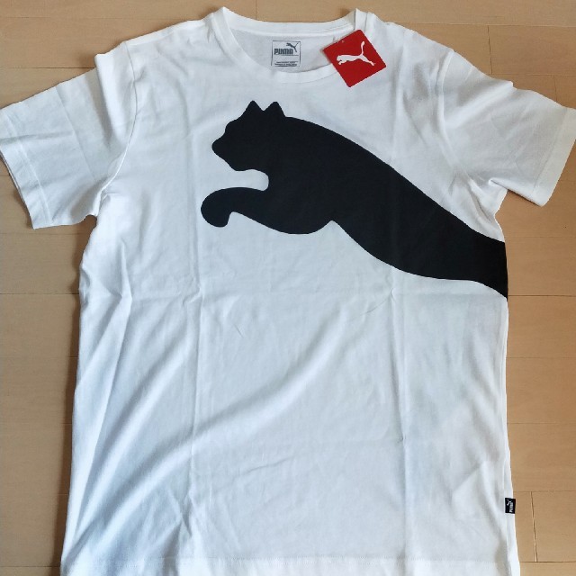 PUMA(プーマ)の☆値下げ☆新品☆PUMA　プーマ　ホワイト　Tシャツ メンズのトップス(Tシャツ/カットソー(半袖/袖なし))の商品写真