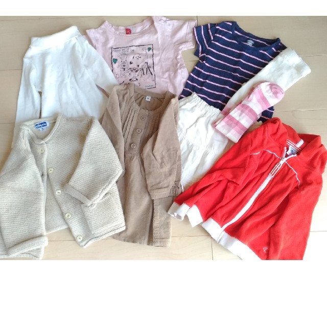 babyGAP(ベビーギャップ)の1枚150円！女の子　サイズ80相当　まとめ売り キッズ/ベビー/マタニティのベビー服(~85cm)(その他)の商品写真