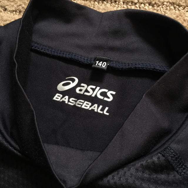 asics(アシックス)のアシックス ジュニア 野球 ベースボール アンダーシャツ ネイビー 140cm スポーツ/アウトドアの野球(ウェア)の商品写真