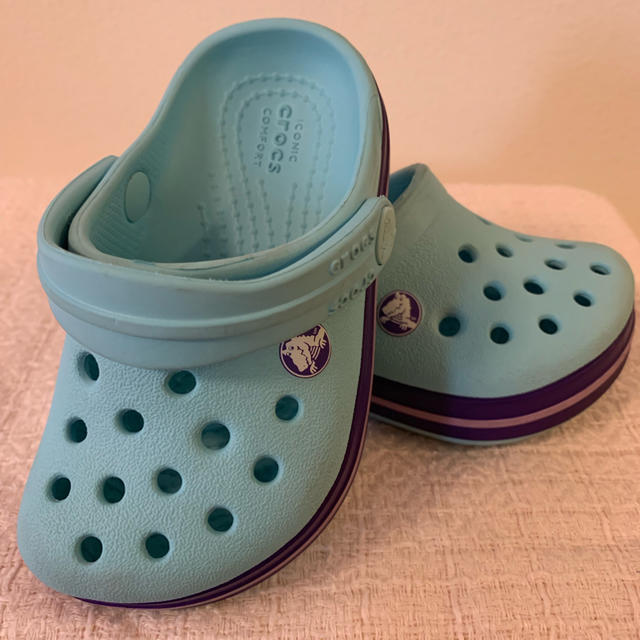 crocs(クロックス)のcrocsクロックス サンダル クロッグ ベビーキッズ 13センチ キッズ/ベビー/マタニティのベビー靴/シューズ(~14cm)(サンダル)の商品写真