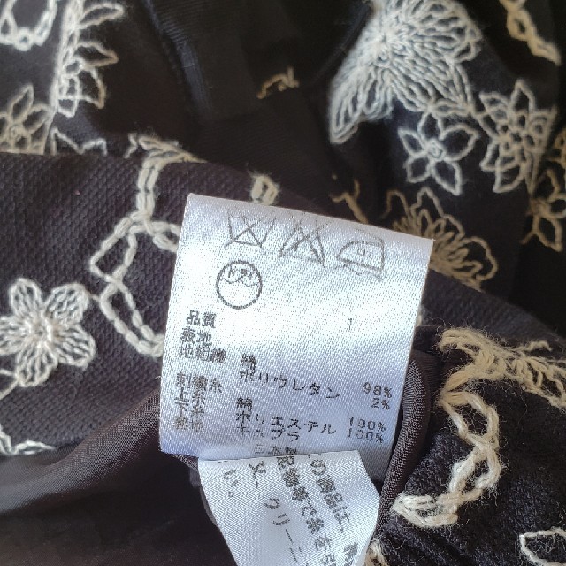 TOCCA(トッカ)のTOCCA　トッカ　豪華刺繍ワンピース　2 レディースのワンピース(ひざ丈ワンピース)の商品写真