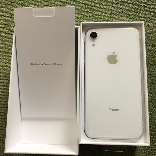 メーカー直送】 Apple - iPhoneXR白 128GB 新品未使用 スマートフォン