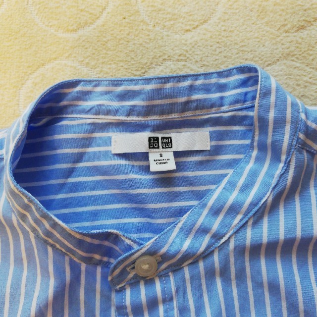 UNIQLO(ユニクロ)のユニクロ　ノーカラーシャツ　Sサイズ メンズのトップス(シャツ)の商品写真