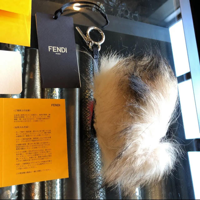 FENDI バッグ チャーム ⭐️ 未使用品 です⭐️ 2