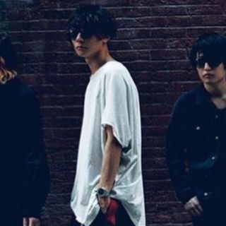LAD MUSICIAN - Alexandros 川上洋平さん着用 ビッグT ジャン LAD MUSICIAN - Alexandros 川上洋平さん着用 ビッグT ジャン
