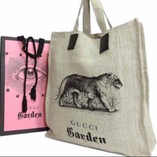 グッチ(Gucci)の新品未使用 グッチガーデン限定 トートバックタイガー柄グッチガーデンショッパー付(トートバッグ)