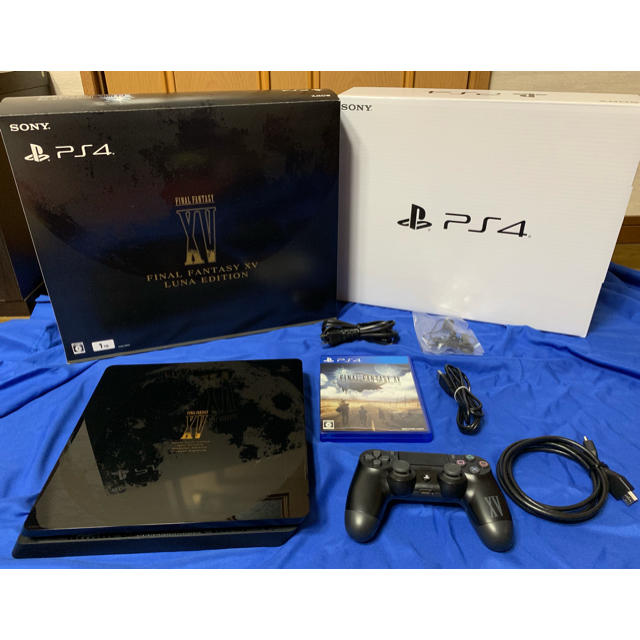 PlayStation4(プレイステーション4)のPS4 FINAL FANTASY XV LUNA EDITION  美品 エンタメ/ホビーのゲームソフト/ゲーム機本体(家庭用ゲーム機本体)の商品写真