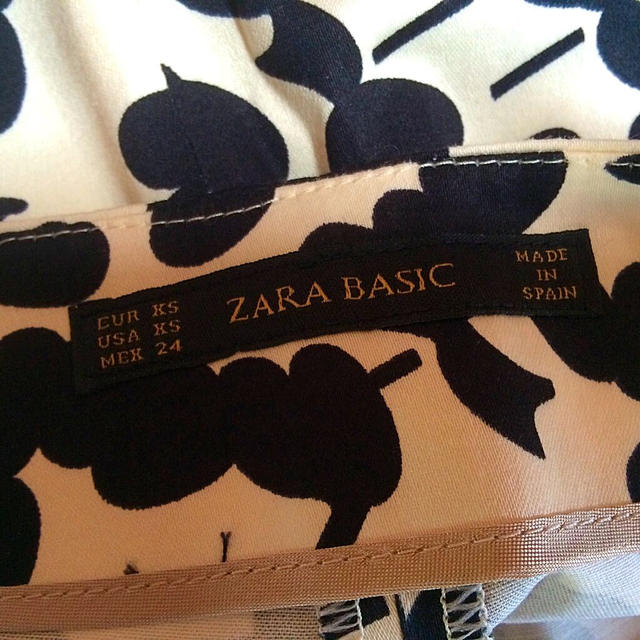 ZARA(ザラ)のZARA ショートパンツ レディースのパンツ(ショートパンツ)の商品写真