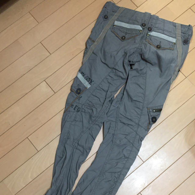 TOUGH(タフ)のトト様専用 TOUGH JEANS カーゴパンツ  レディースのパンツ(ワークパンツ/カーゴパンツ)の商品写真