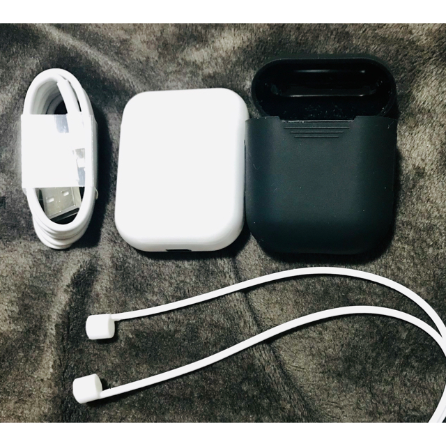 AirPods エアポッド Bluetooth イヤホン ヘッドホン の通販 by can't｜ラクマ