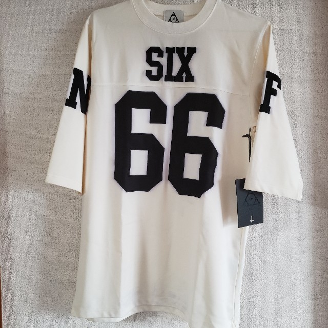 UNIF(ユニフ)のUNIF “SIX 66” Jersey

 メンズのトップス(Tシャツ/カットソー(半袖/袖なし))の商品写真