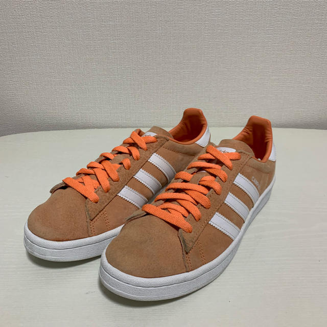 adidas(アディダス)の【アディダス】24.0cm アディダス  キャンパス オレンジ スニーカー レディースの靴/シューズ(スニーカー)の商品写真