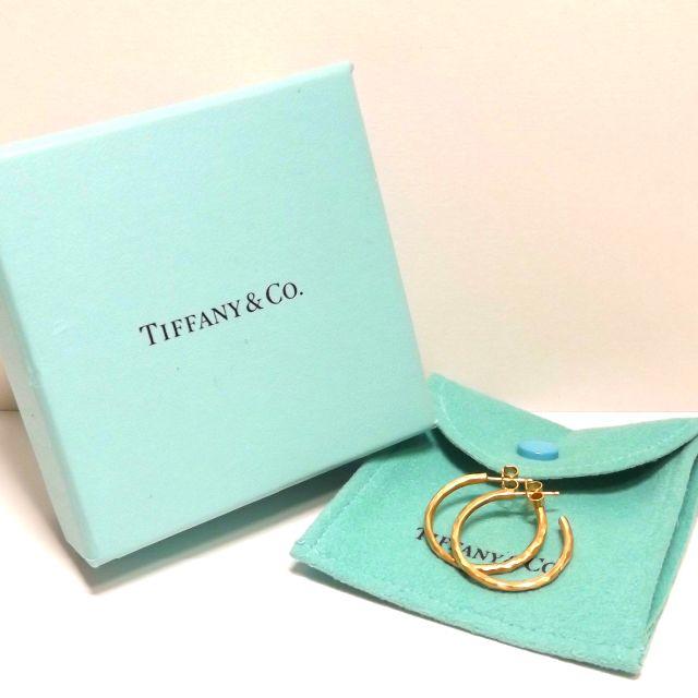 Tiffany & Co.(ティファニー)のTIFFANY ティファニー K18YG ハマード フープ ピアス レディースのアクセサリー(ピアス)の商品写真