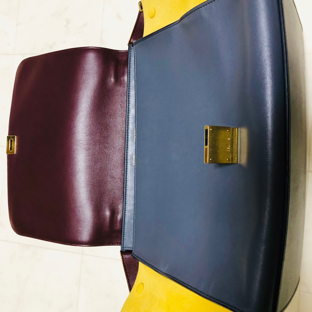 おトク】 - celine 今だけ‼️クーポン使用してお安く‼️美品です おトク】 - celine 今だけ‼️クーポン使用してお安く‼️美品です
